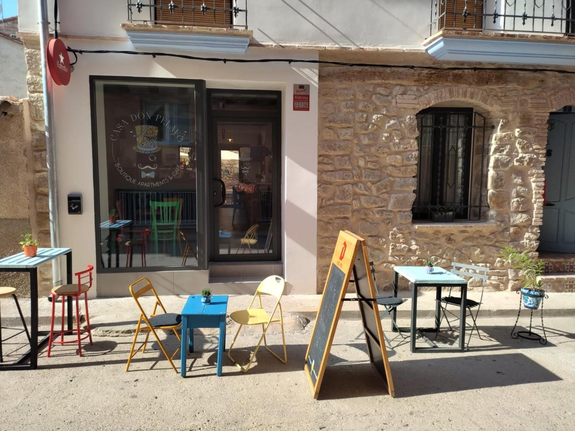 Casa Don Pelayo Boutique Apartments & Cafe Valderrobres Bagian luar foto