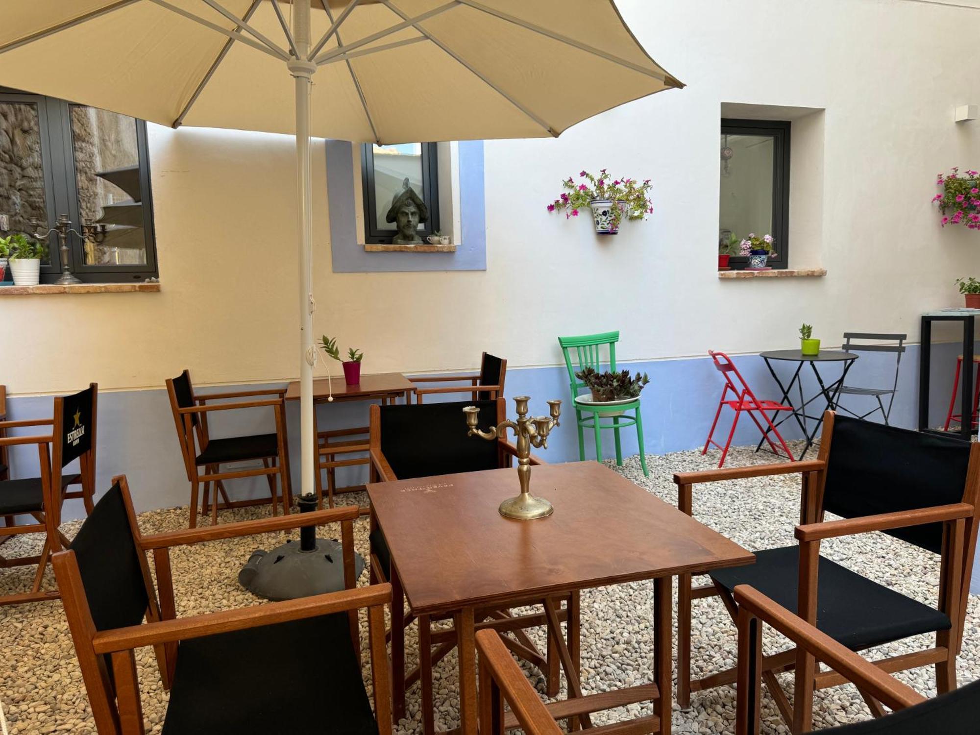Casa Don Pelayo Boutique Apartments & Cafe Valderrobres Bagian luar foto